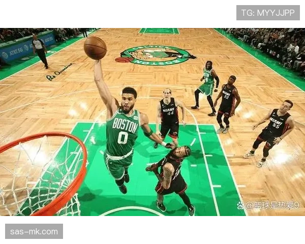 战术复盘:凯尔特人轻取尼克斯,提前锁定东部第一 战术复盘:凯尔特人轻取尼克斯,提前锁定东部第一